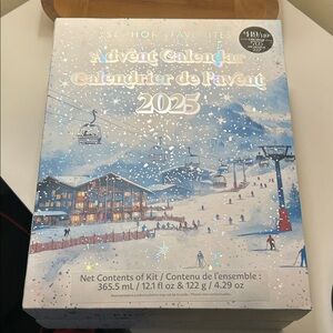Sephora Favorites Advent Calendar 2025 with Sparkling Silver Accents - NIB